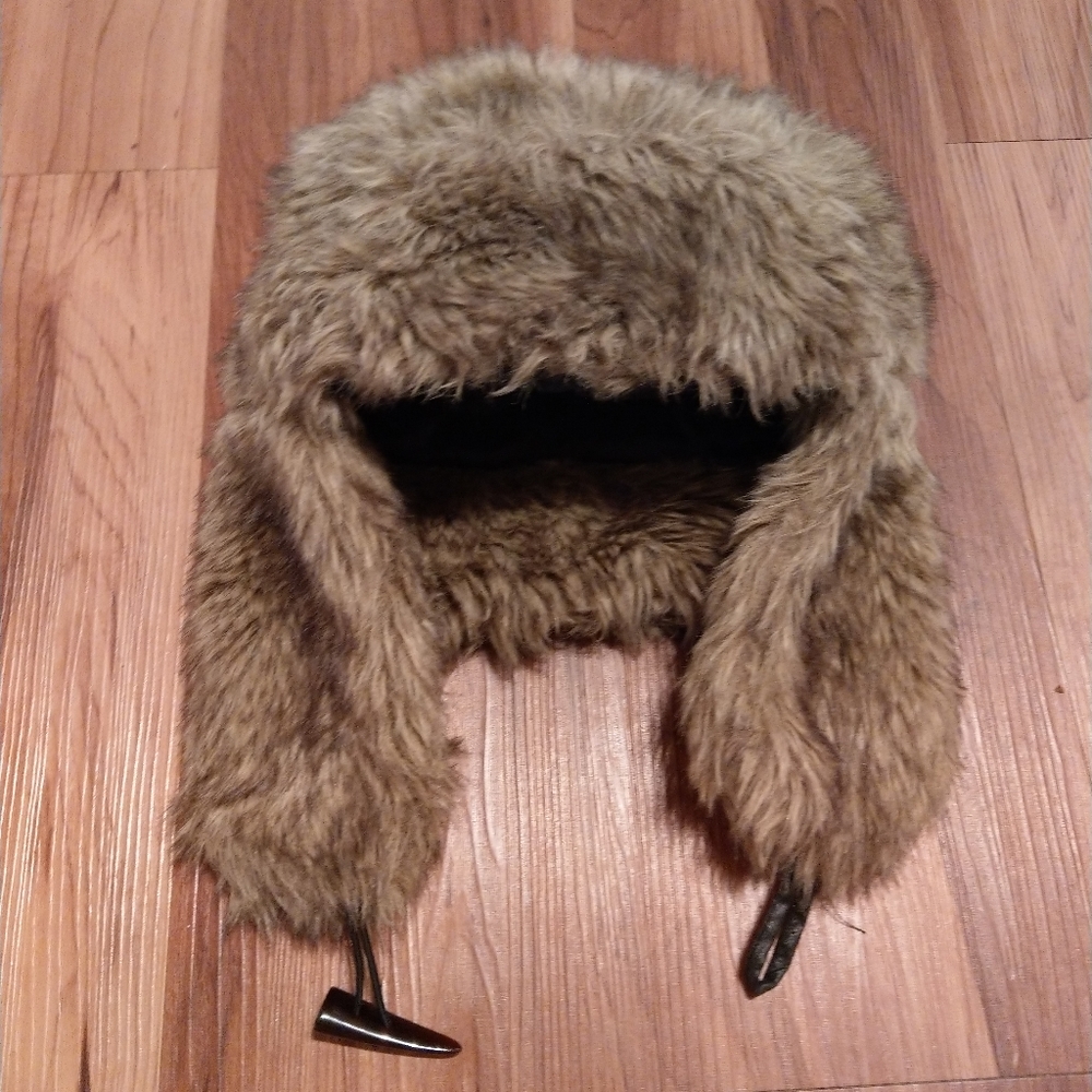 fur trapper hat